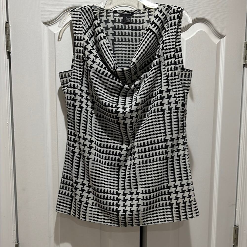 Spense S  Asymmetrical Black White houndstooth Sleeveless Blouse poly/spand euc